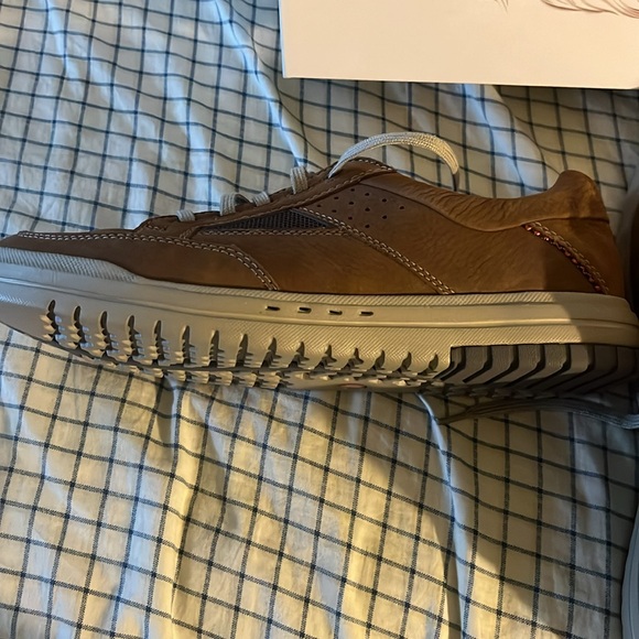 Clarks Men’s Unstructured Sneakers - Unrhombus - Tan Nubuck - Size 9 1/2 - NIB - Picture 3 of 6